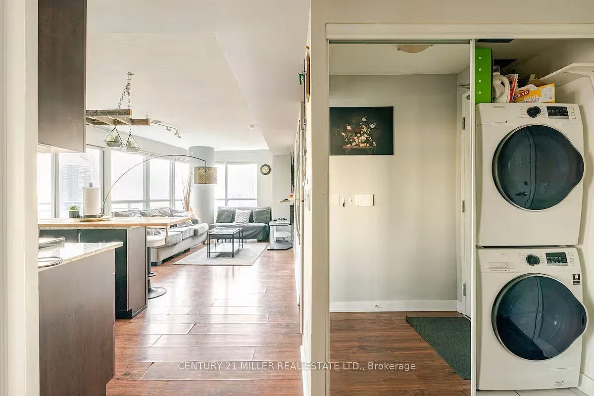 2 bed, $3,200 — Photo 2