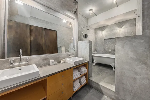 Rented by Douglas Elliman | media 26