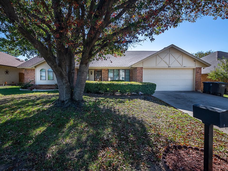 1st image of 4829 Alicia Dr