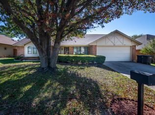 4829 Alicia Dr, Fort Worth, TX 76133