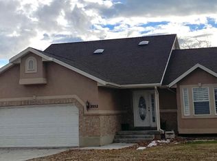 2052 S 875 E, Clearfield, UT 84015