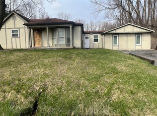 44862 Willis Rd, Belleville, MI 48111