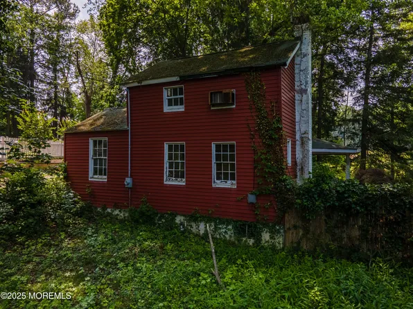 965 W Front Street, Red Bank, NJ 07701