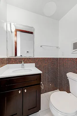 Rented by Compass | media 32