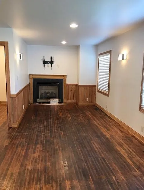 6 bed, 3.5 bath, 3120 sqft, $2,500 — Photo 3