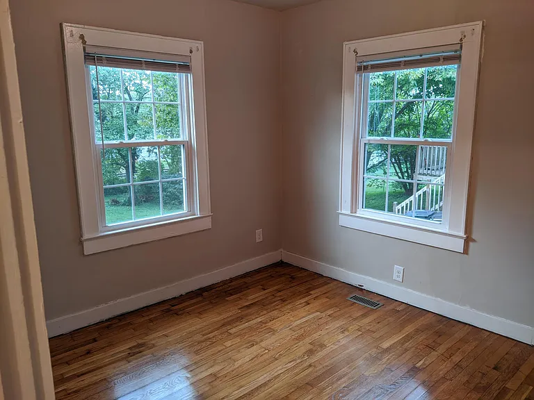 905 Gertrude Ave — Photo 24