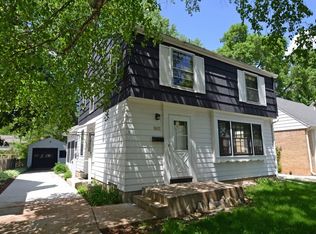2437 N 83rd St, Wauwatosa, WI 53213