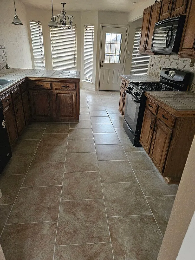 Charming 3BR House in Carrollton — Photo 4