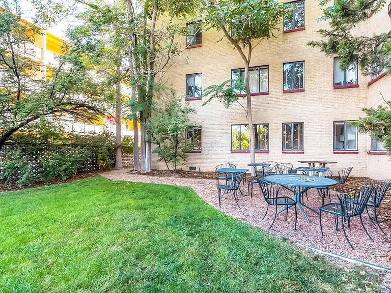 1160 N Birch St #34 — Photo 2