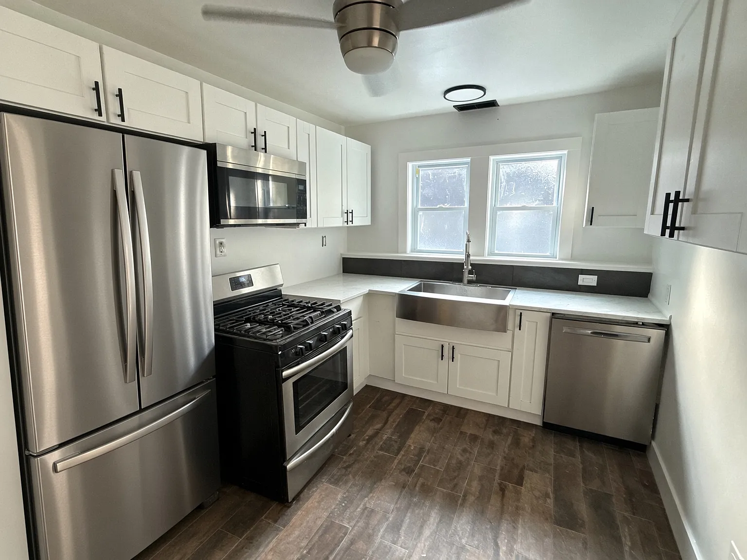 101 Highlawn Ave — Photo 2