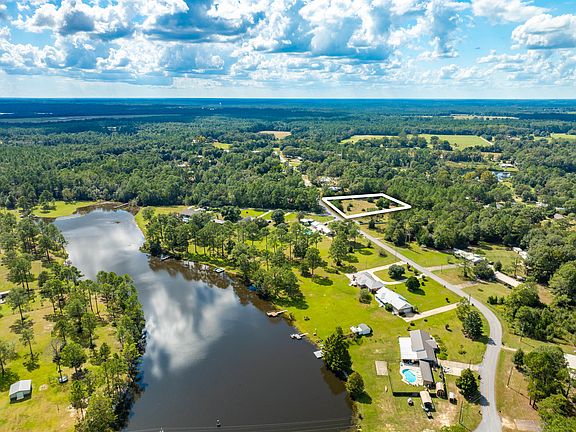 4th image of 24 Ten Lake Dr