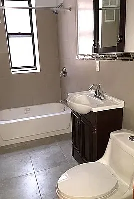 Rented by Executive Towers  | media 16