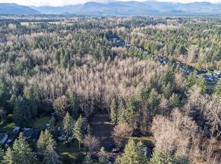 2645 Cumberland Rd, Courtenay, BC V9N 9J8