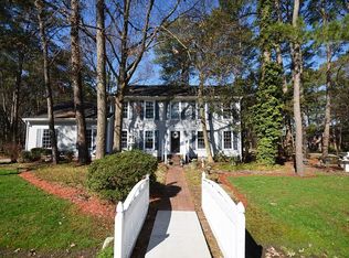 102 Court Deayllon, Poquoson, VA 23662