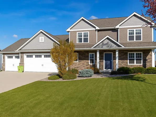 W5042 Natures Way Dr, Sherwood, WI 54169