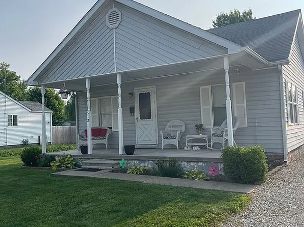 512 Harrison St, Jerseyville, IL 62052