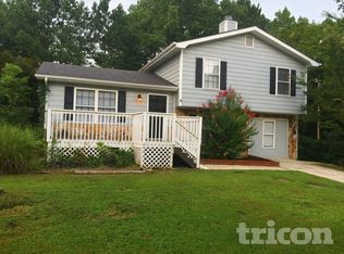 200 Gage Ct, Fairburn, GA 30213