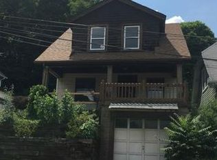 48 Park Ave, West View, PA 15229