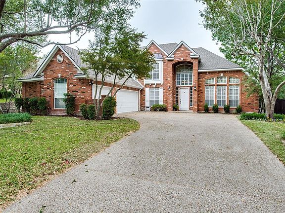 2nd image of 2105 Pebble Beach Pl
