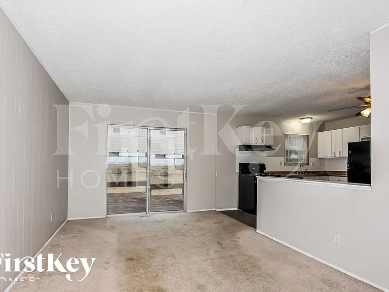 14389 Wild Fox Ct — Photo 5