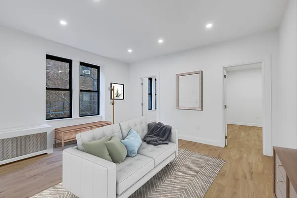 Rented by Cooper & Cooper Real Estate | media 10