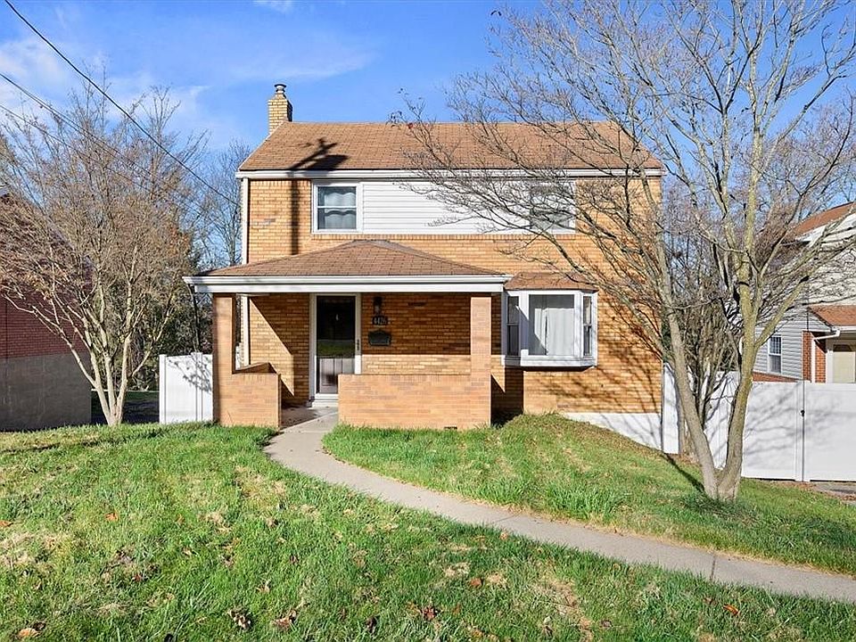 1st image of 4426 Woodhill Dr