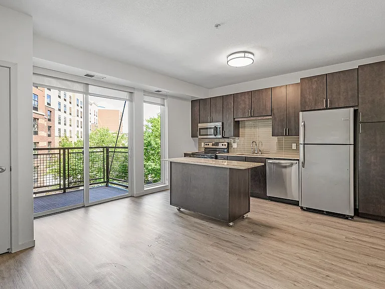 The Flats at West End — Photo 43