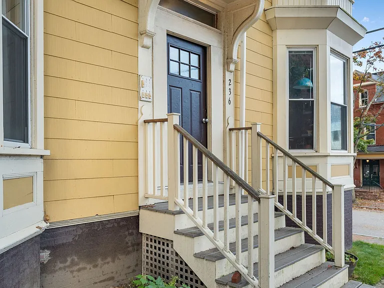 236 High Street — Photo 14