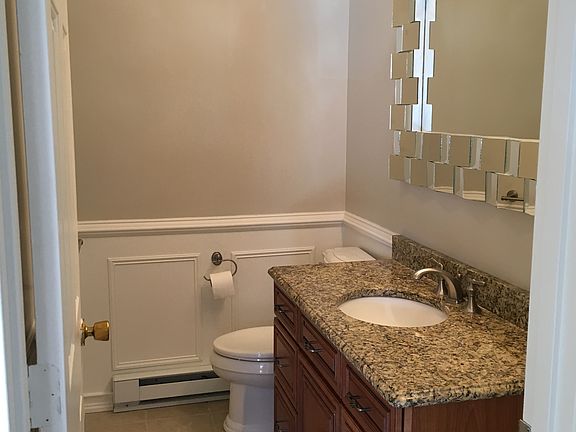1/2 bath