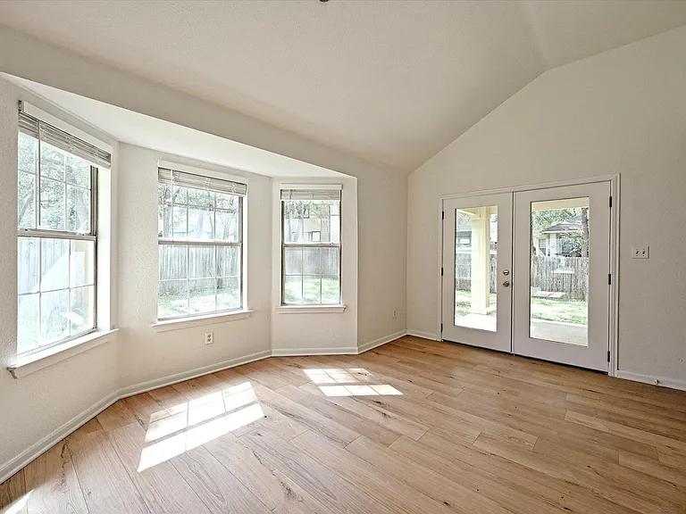108 N Mockingbird Cir — Photo 10
