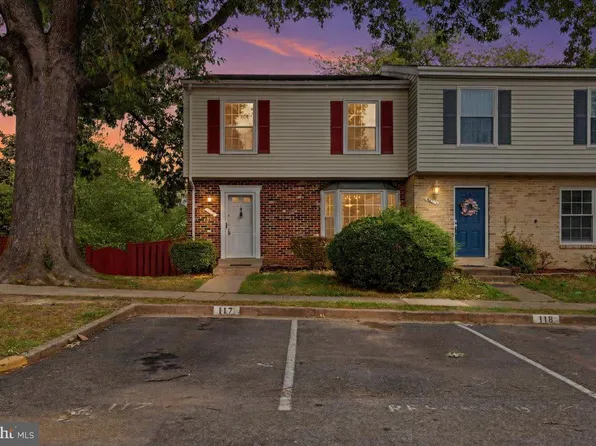 7276 Larrup Ct, Alexandria, VA 22315