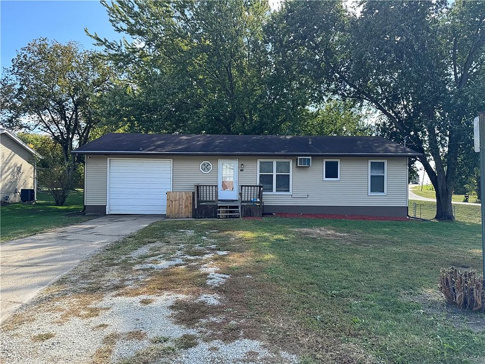 105 Dayton St, Hartford, IA 50118 Zillow