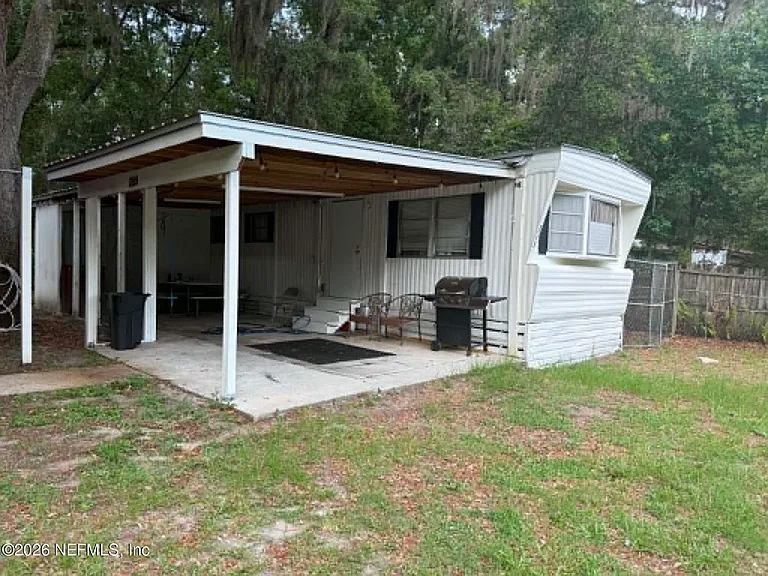 3115 Carter Ln — Photo 1