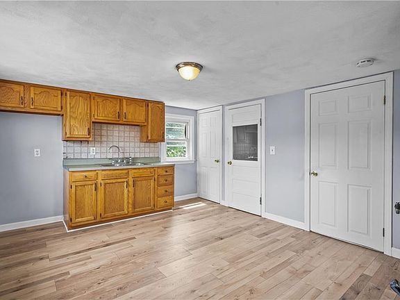 3rd image of 47-49 Sibyl St