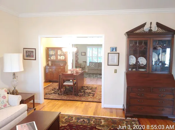 1104 Caldwell Dr, Blacksburg, VA 24060