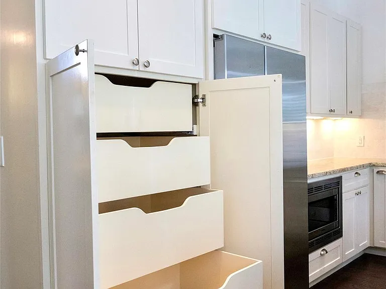 800 Rosedale Ter #B — Photo 12