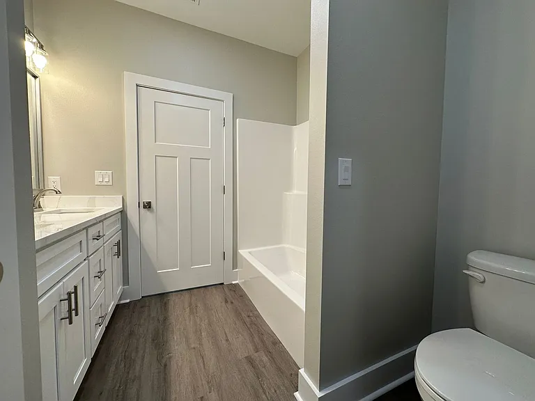 1332 Jackson St — Photo 19