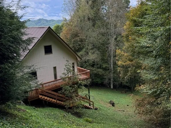 1627 Poplar Trail, Creston, NC 28615
