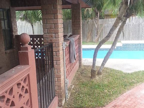 4th image of 637 Eastwood Dr