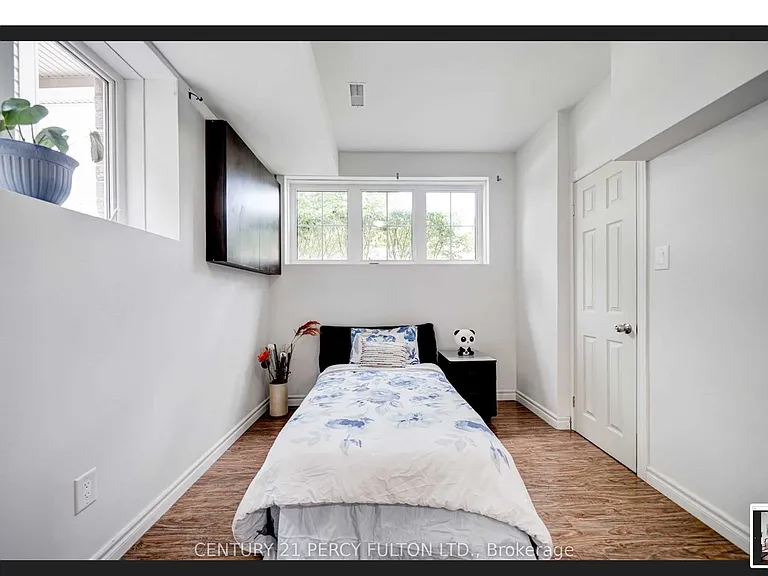 2359 Pilgrim Sq #BASEMENT — Photo 4