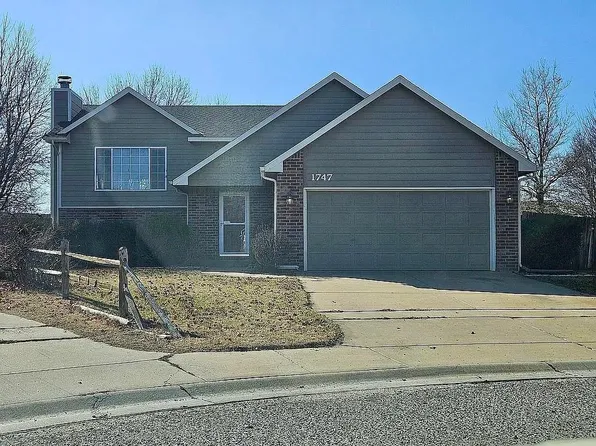 1747 S Lark Ct, Wichita, KS 67209
