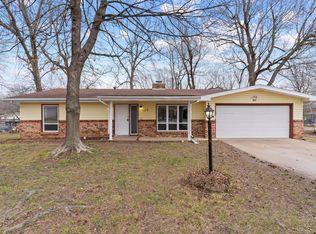 128 S Redbud Ave, Republic, MO 65738