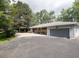 2015 Ridge Rd, Lewiston, NY 14092