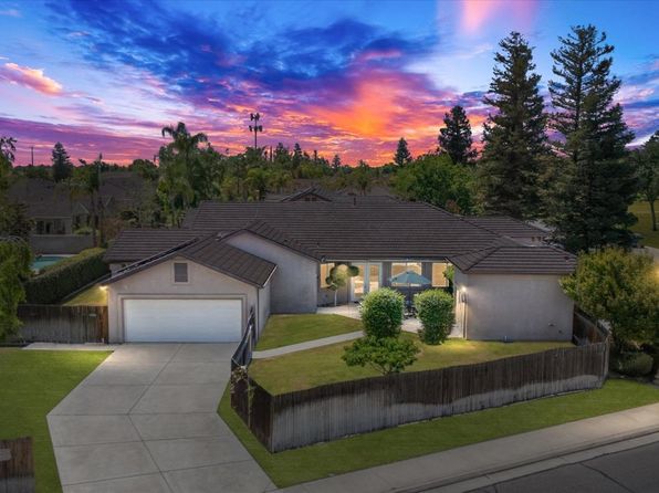 12701 Moss Landing Dr, Bakersfield, CA 93311