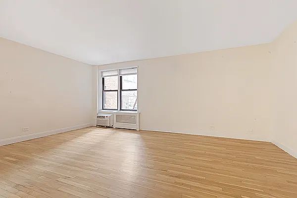 1st image of 1360 York Ave APT 3G