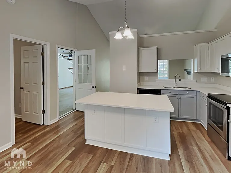 109 Ashland Dr — Photo 5