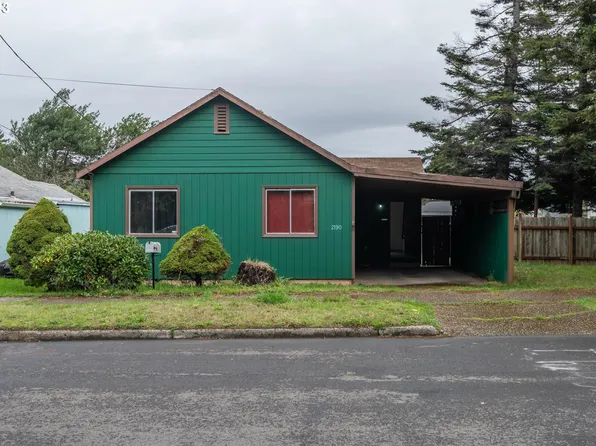 2190 Virginia Ave, North Bend, OR 97459