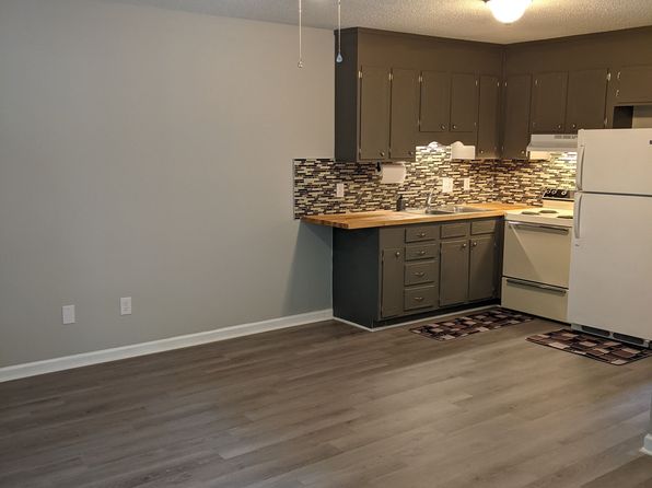 1220 8th St NE APT A