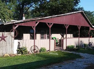 303 Gilmour St, Centralia, IL