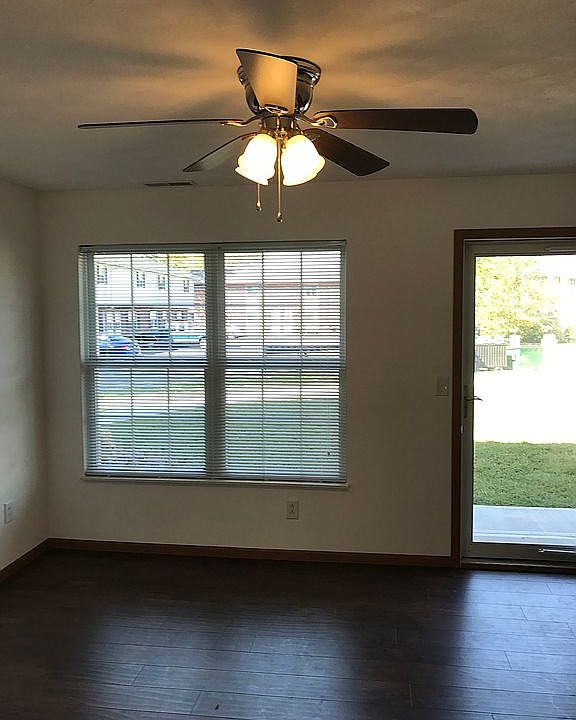 1st image of 5 Sunset Dr APT D